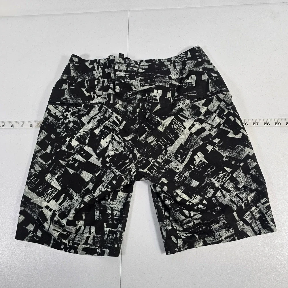 Lululemon Men's swim Shorts Black Abstract Print Drawstring Waist‎ Size 28